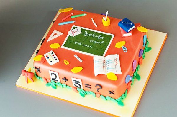 Торт со школьной доской