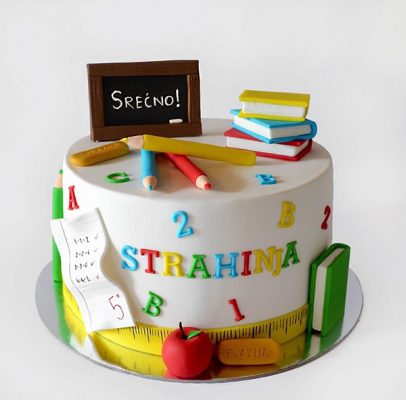 Торт на день Знаний с доской и карандашами