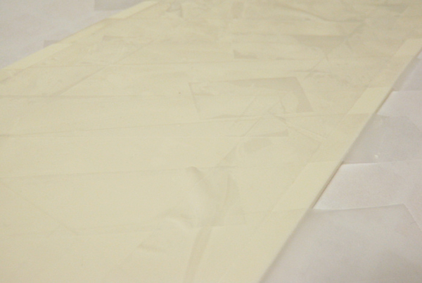 Пласт мастики для конверта, покритий плівкою