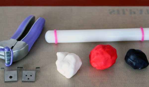 Инструменты для украшения торта мужу мастикой