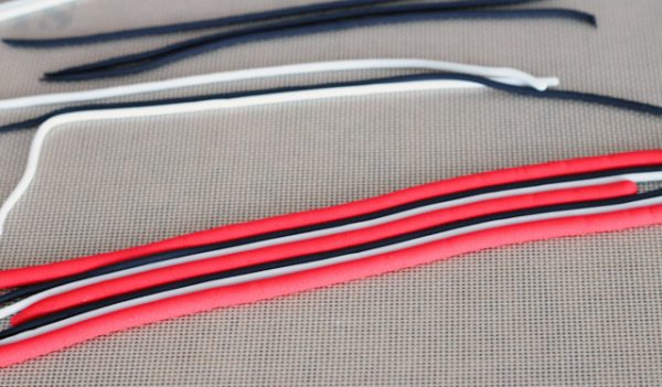 Приготовление галстука-бабочки из мастики